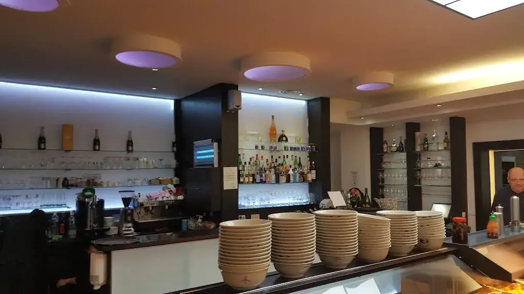 Restaurant New World_Luxembourg_slider_image_1