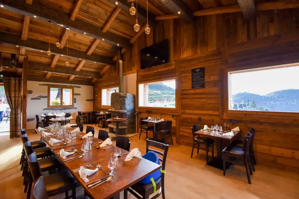 L'Etable_Châtel_slider_image_1