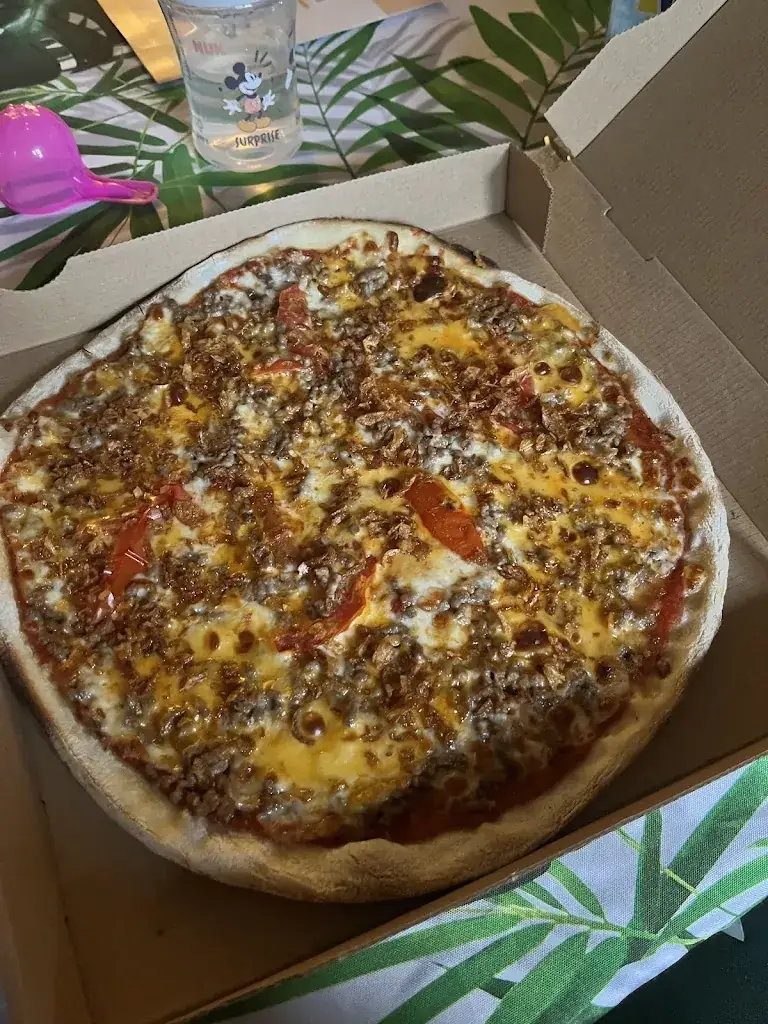 Dominik Schubovski_Retro Pizza_Betschdorf_review