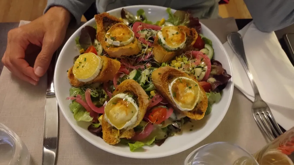 S. B._Restaurant Le Petit Stamm_Hatten_review