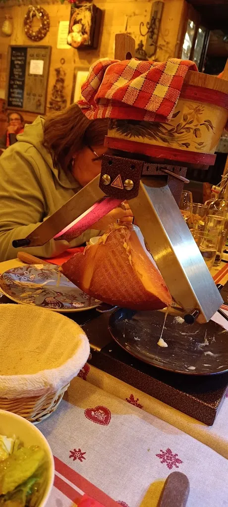 Menu_Restaurant la Cheminée_Châtel_image_5