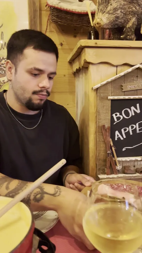 Restaurant la Cheminée_Châtel_slider_image_2