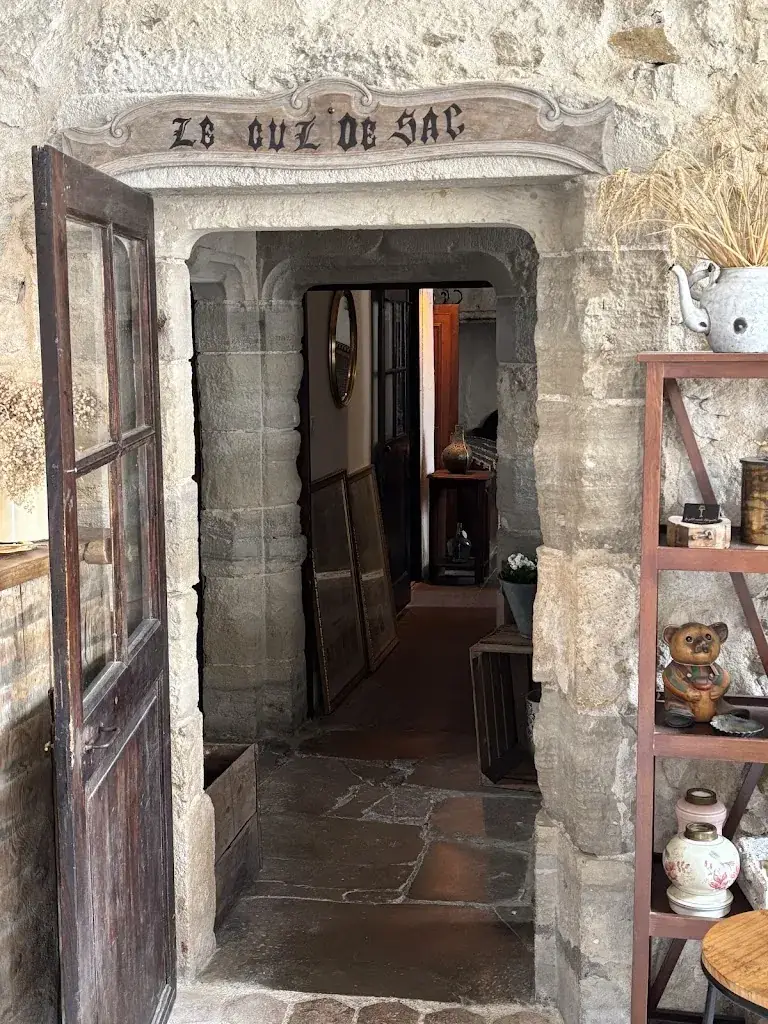 Nicole Lindhout_Le cul de sac_Chantelle_review