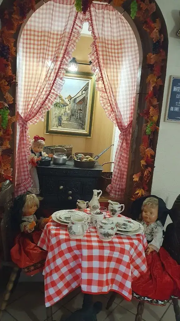 Sabine Haerrel_S’buereheftele_Boofzheim_review