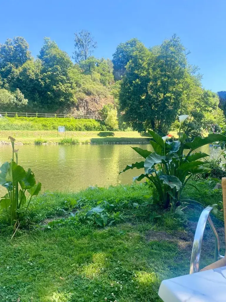 Thomas Gaspin_La chaumière_Pont-d'Ouilly_review