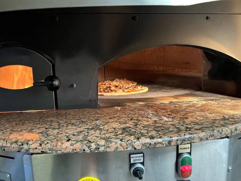 Juliana Vergara_Pizza 4p_Bitche_recensione