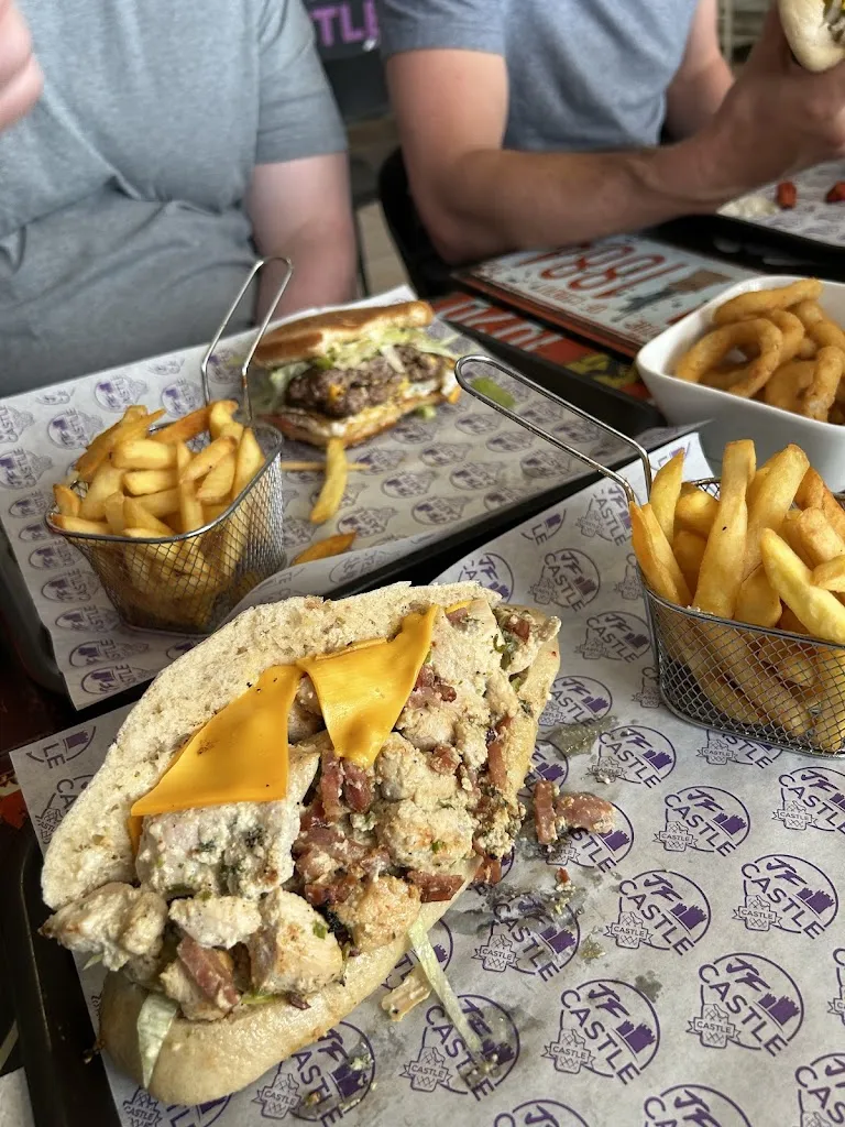 Dawn Fairman_J.F.CASTLE_Bitche_recensione