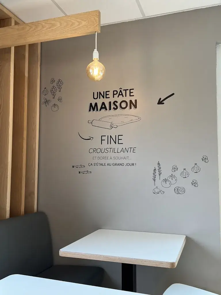 Sandie Riddle_La Pizza de Nico Bitche_Bitche_review