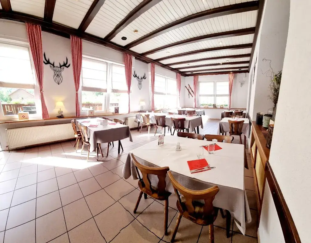 La Petite Suisse - Bar / Restaurant / Traiteur_Éguelshardt_slider_image_1