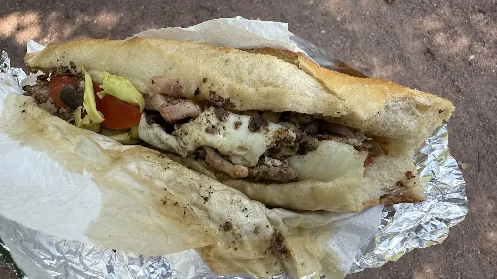 Tony Stark_Snack chez Manue_Bitche_review