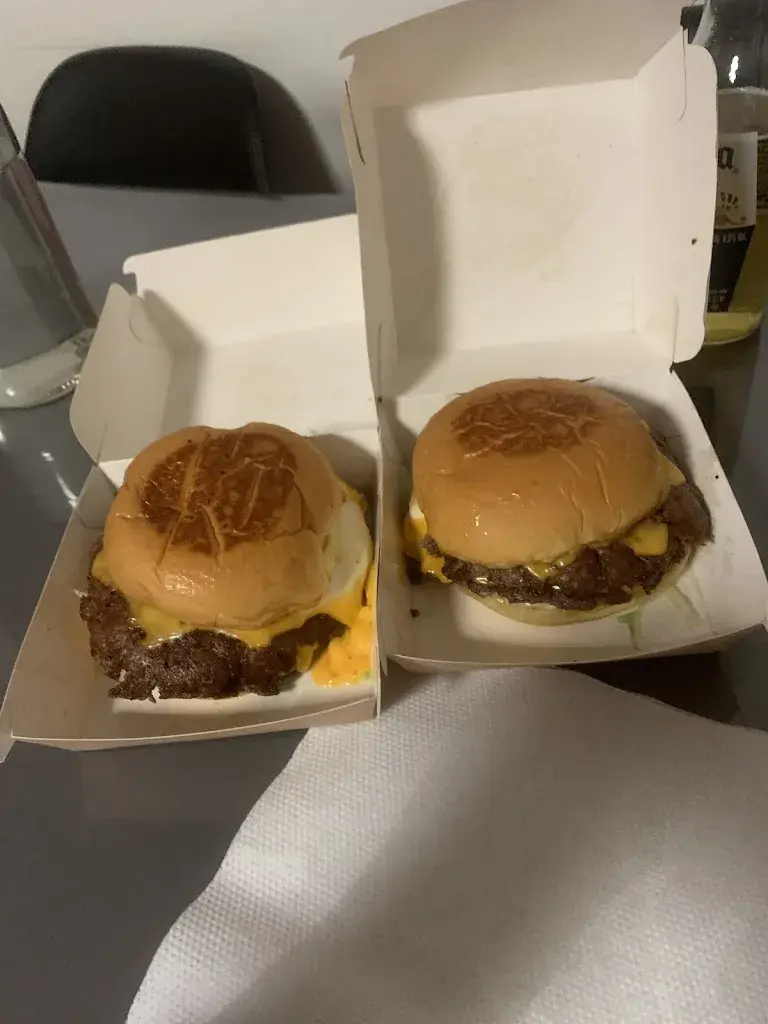 Mehdi Boulakdem_Street Factory - Snack Chaponost_Chaponost_recensione