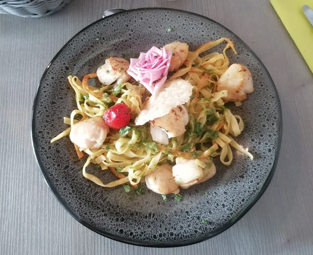 Mélanie Porté_La villa des roses_Dommartin-sous-Amance_review