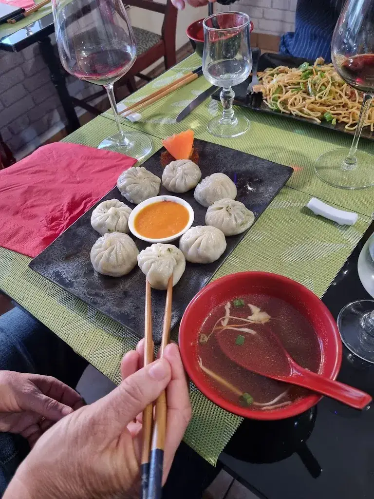 Shira Miriam Cohen_Nyalam Tibétain Restaurant_Boulogne-sur-Mer_Bewertung