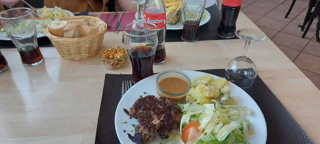 Jolanda Siesling_Chez Julien_Bouxières-aux-Dames_review