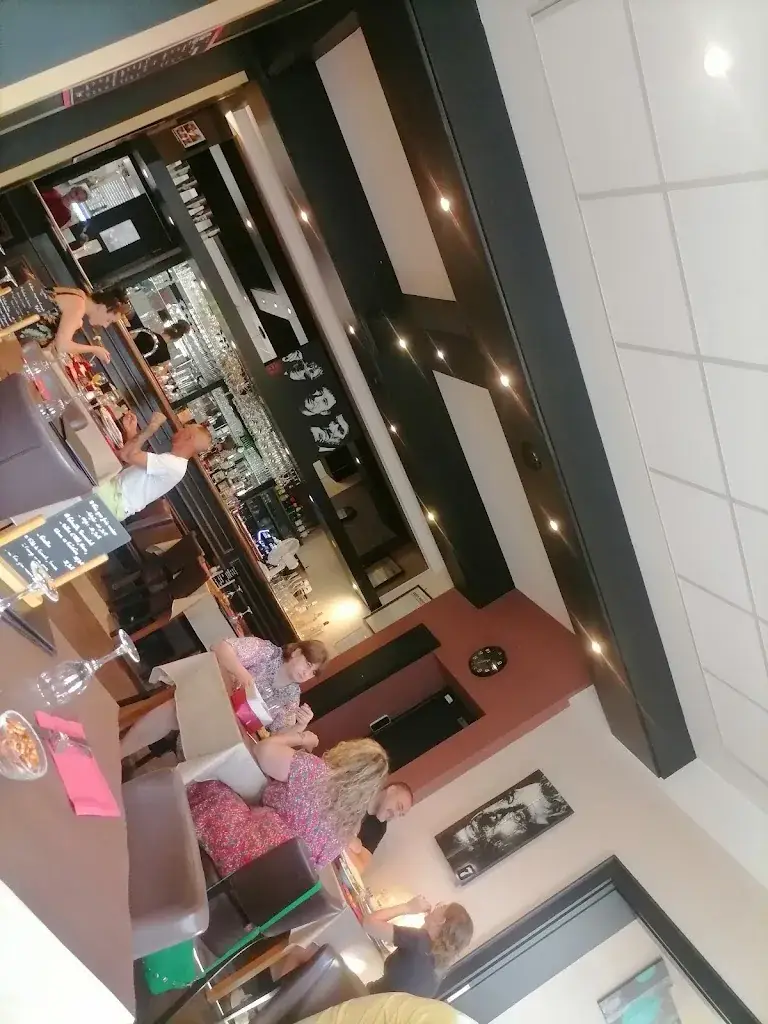 Mathieu S_Au Bord de la Moder_Bischwiller_review