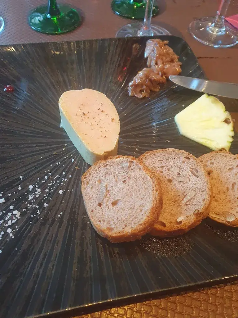 sonia lugara_Au Bord de la Moder_Bischwiller_review