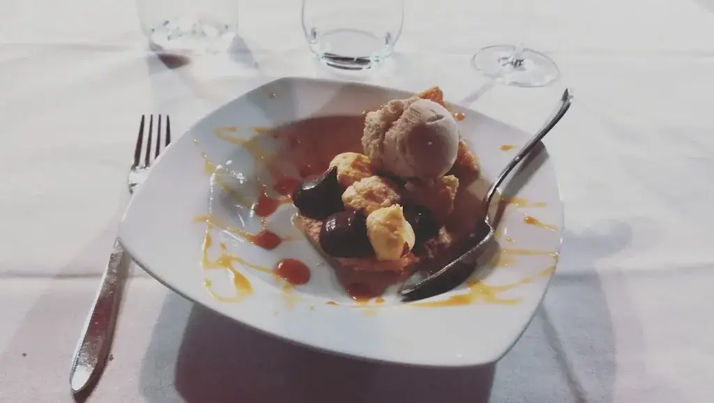 Pierre-Hugues Robieux_La Table d'Elsa_Lorette_recensione