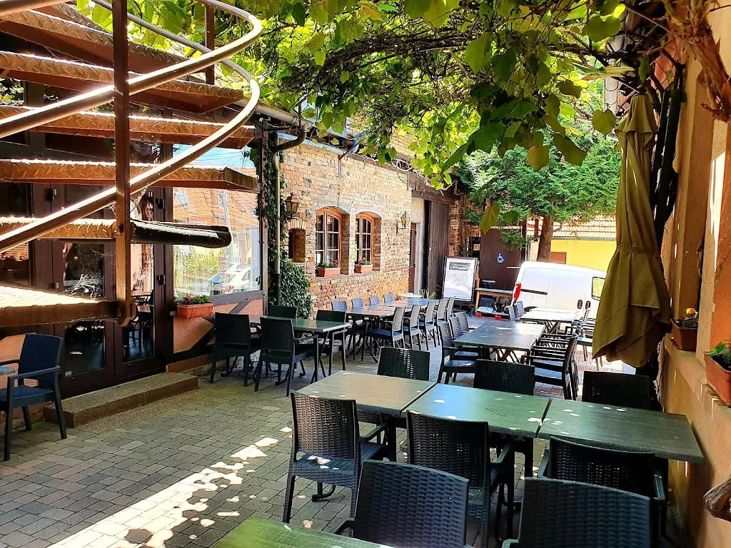 Restaurant Three Flowers restaurant in Oberhoffen-sur-Moder