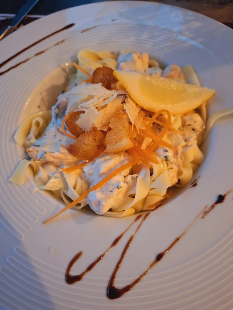 Giulia_Le'Six'_Boulay-Moselle_Bewertung