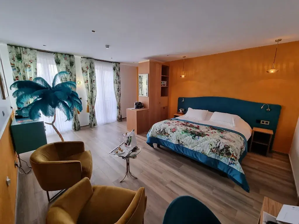 La Grange de Condé_Condé-Northen_slider_image_3