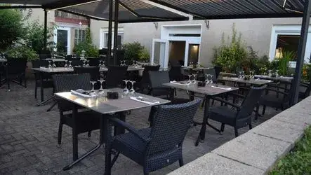 Le Relais Campagnard_Vaudreching_slider_image_1