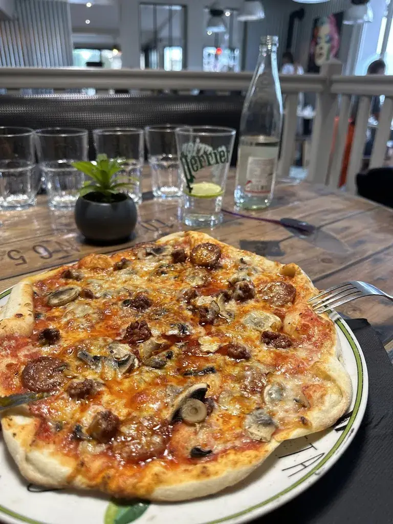 La terrasse de Popeye et Olive restaurant in Vaudreching