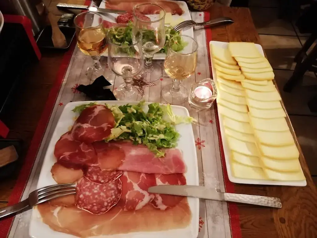 Menu_Restaurant pizzeria La Marie-Jeanne_Allevard_image_7