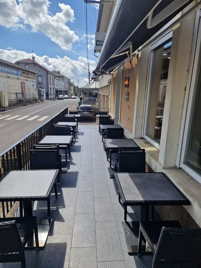 CAFE DE METZ brasserie Restaurant in Piennes