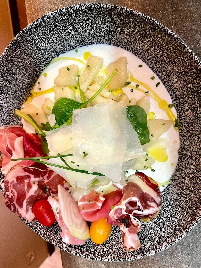 L'Anvie Restaurant_Sainte-Marie-aux-Chênes_slider_image_3