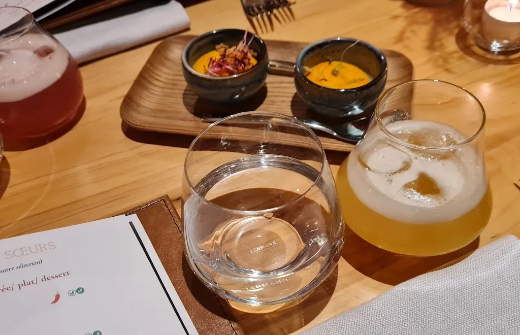 sandra douville_Âmes Soeurs_Briey_recensione