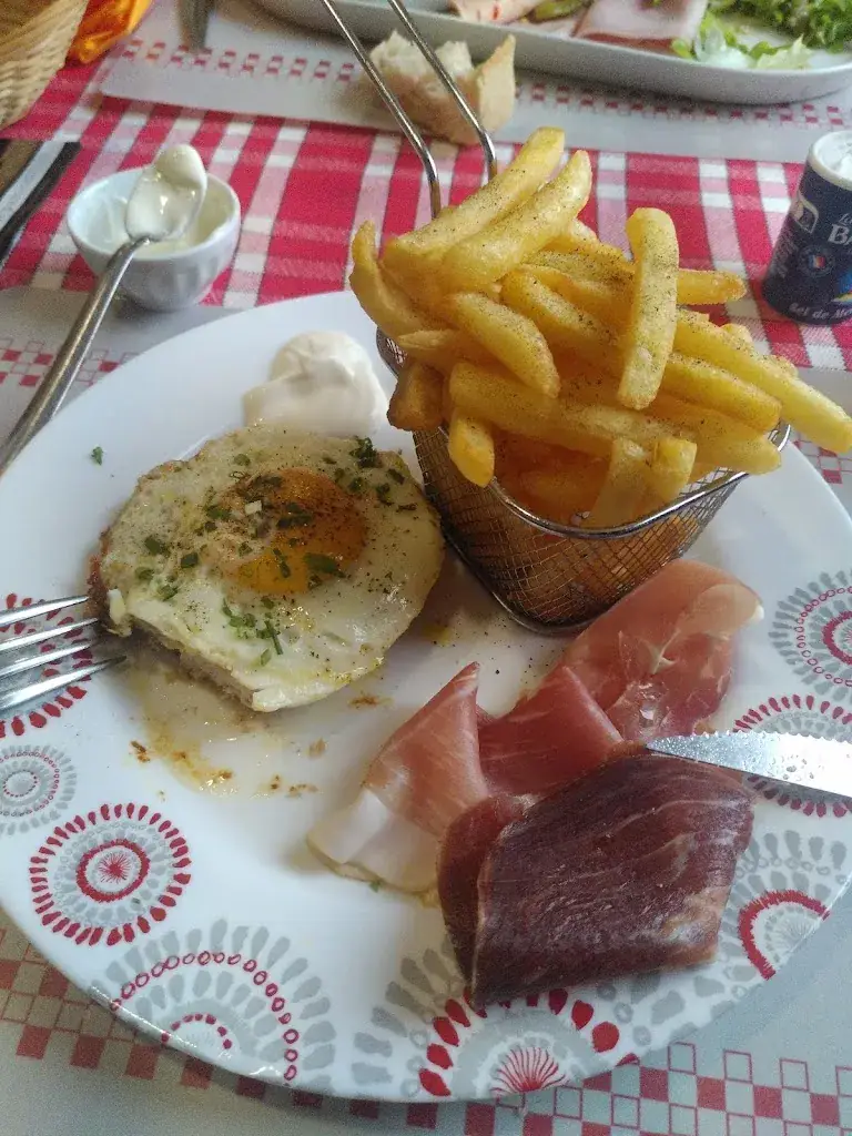Le Bon Appetit chez Catherine restaurant in Longuyon