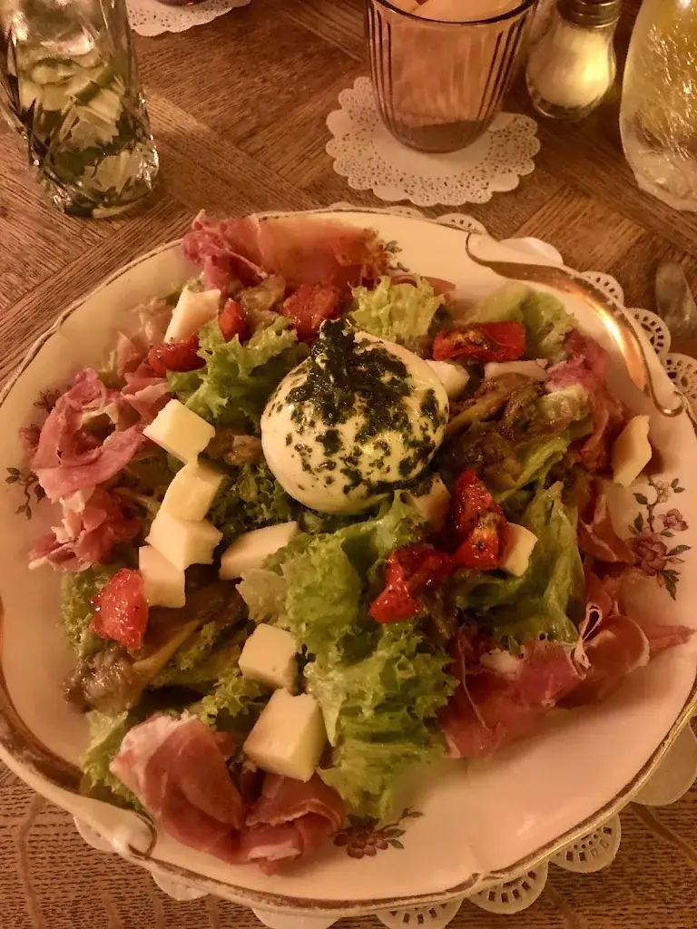 Gabrielle Fabing_Le chalet du Lac_Briey_review