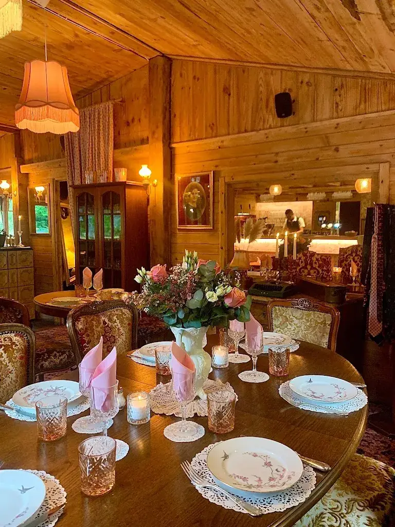 Le chalet du Lac ristorante a Briey