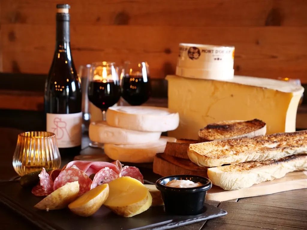 La clauserie, Brasserie Creperie_Briey_slider_image_3