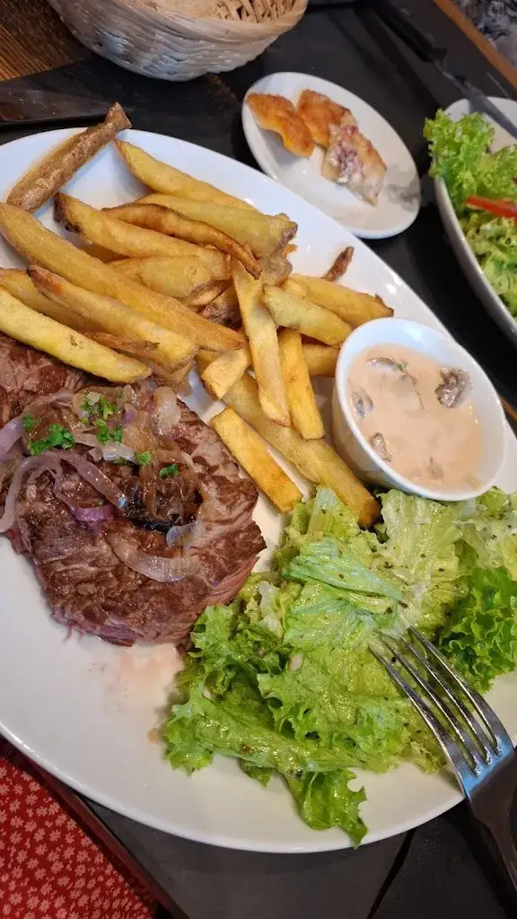 Co Ralie_The Central Point_Briey_review