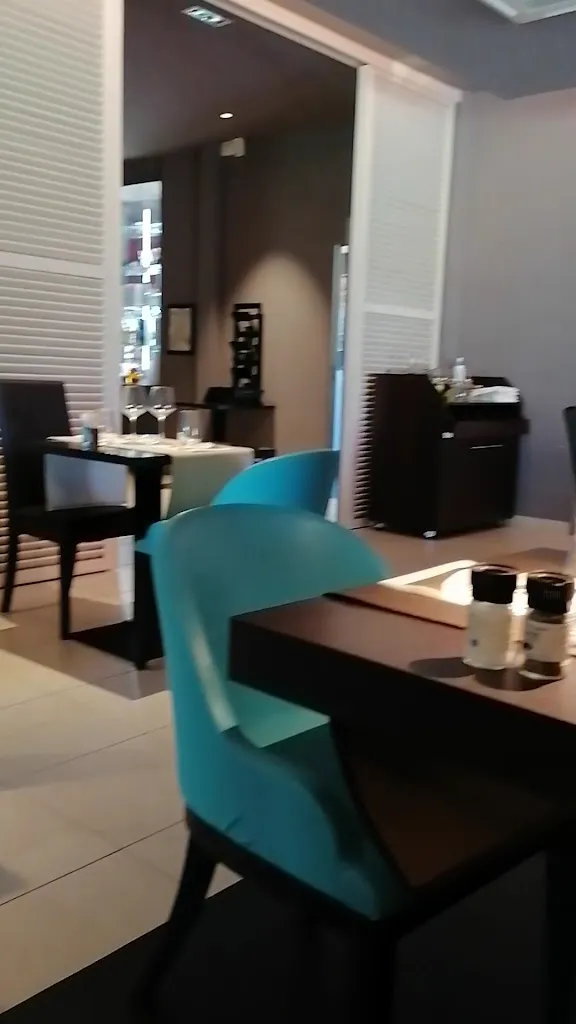 Brasserie de l'Horloge_Buchères_slider_image_2