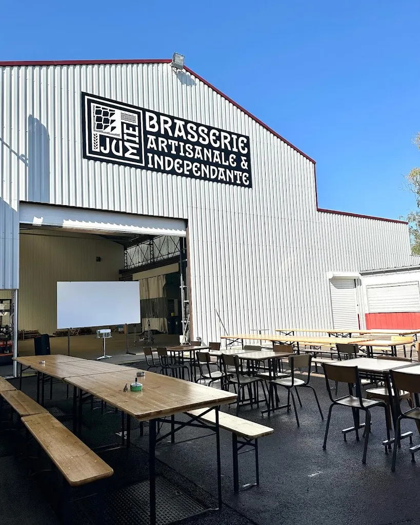 Brasserie Jumie restaurant in Buchères