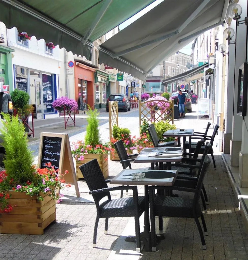 Hotel Herard Restaurant in Bourbonne-les-Bains