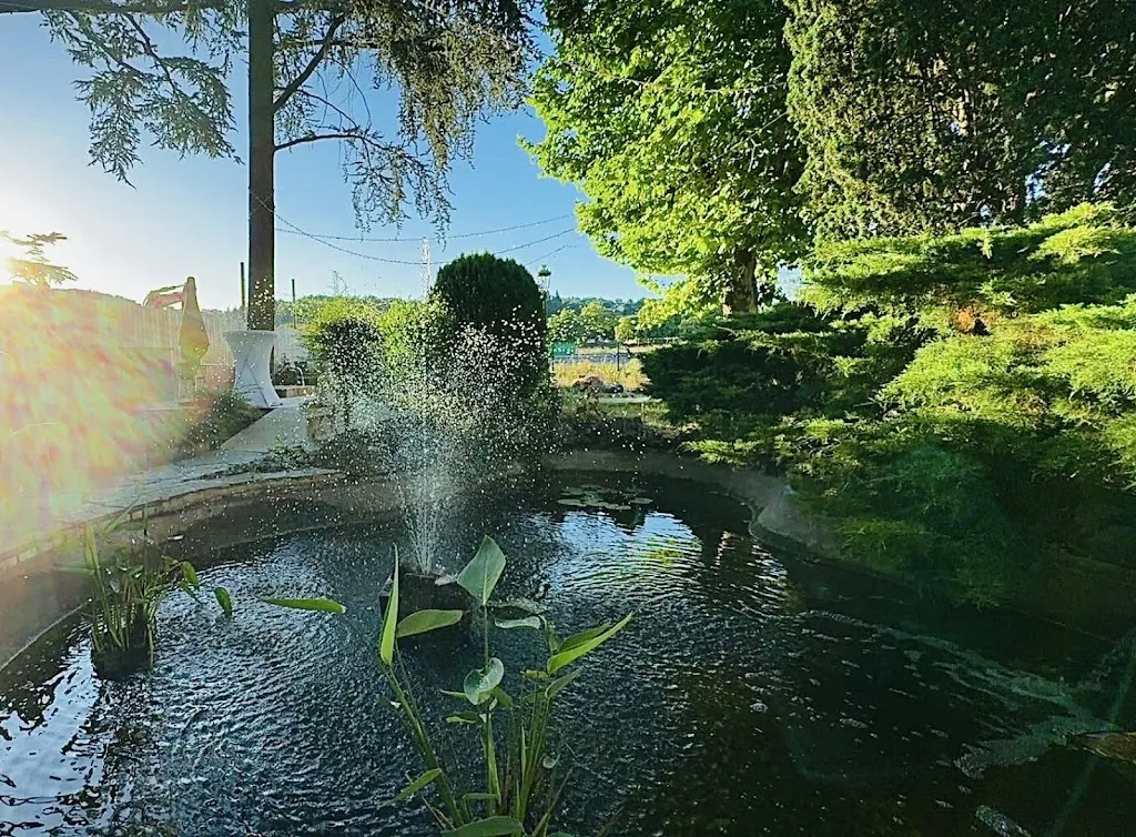 Pascale Viollet_Domaine des jardins suspendus_Rive-de-Gier_review