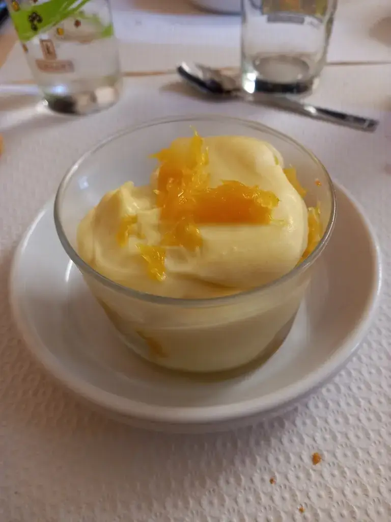 coco pous _Auberge des Platanes_Saint-Léger-sous-Brienne_review