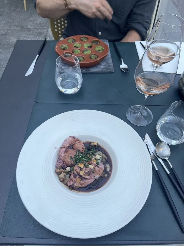 N. L._DZ’envies_Dijon_review