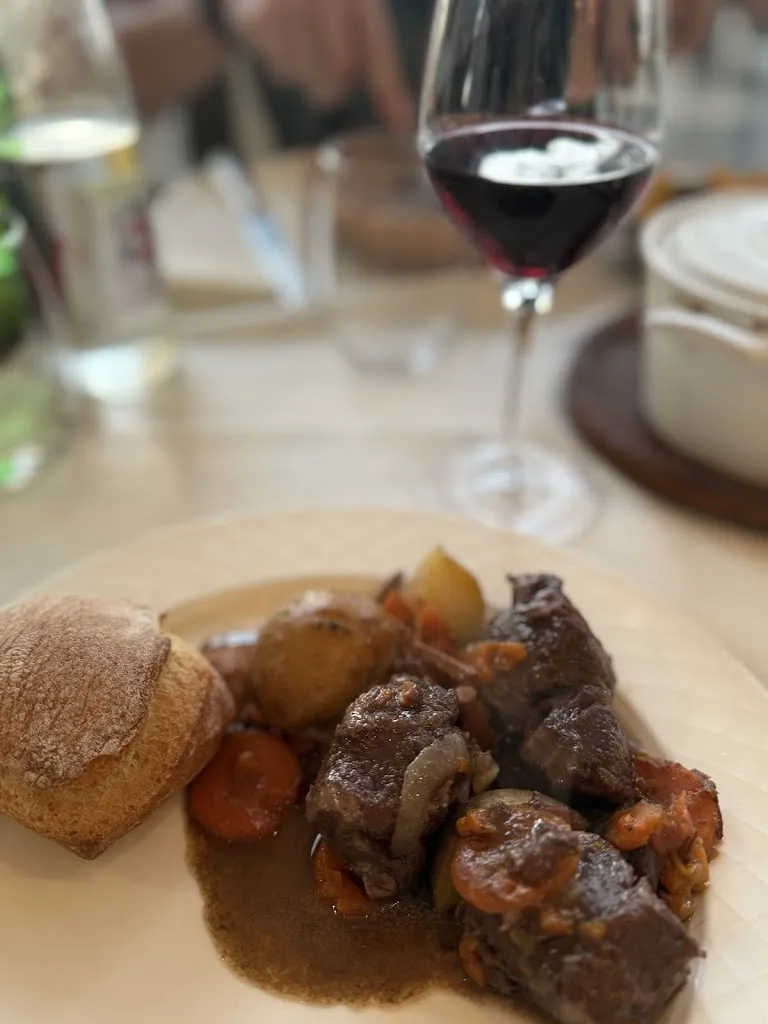 Natalie Johnson_Auberge des Vignes_Volnay_review