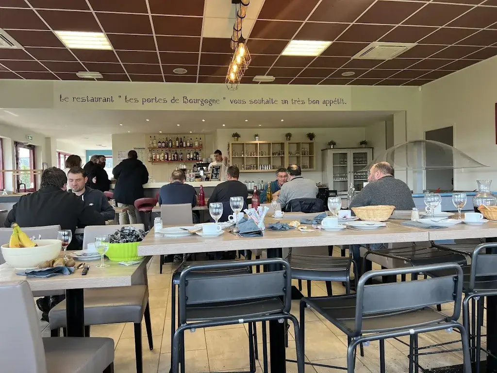 Les portes de Bourgogne restaurant in Créancey