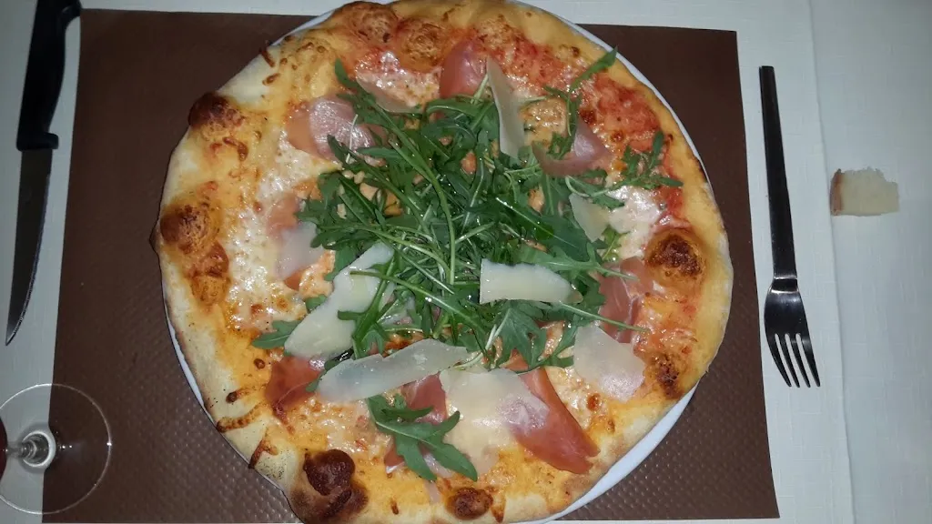 Al Casertano restaurant in Chalampé