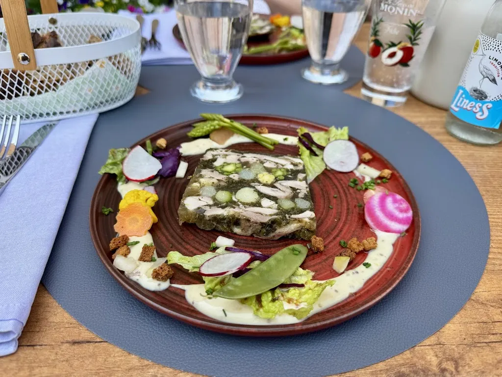 Bob Weber_La Marmite Beaujolaise_Bulgnéville_review