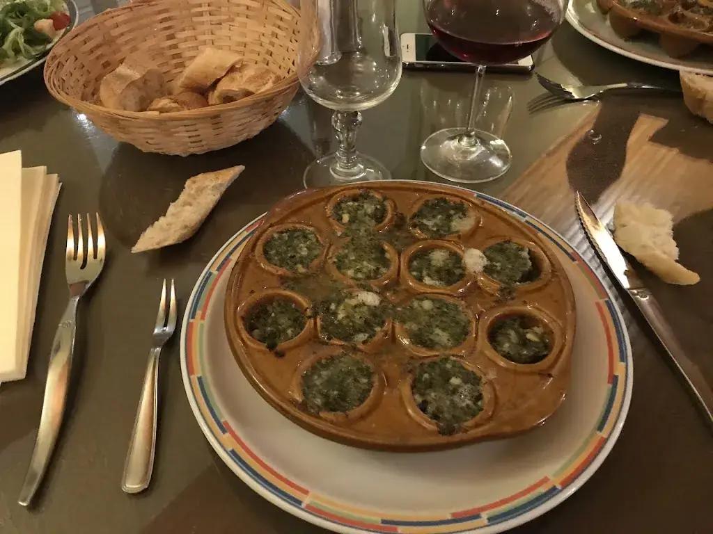 Geoffroy Lang_Restaurant Terrace Court_Chamarandes-Choignes_review