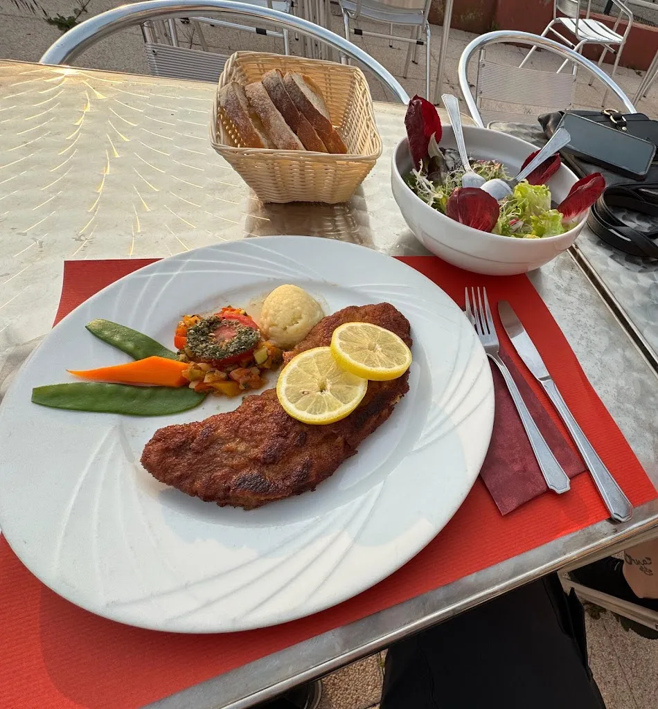 Bettina Klos_A La Fontaine De Hanau_Bouxwiller_review