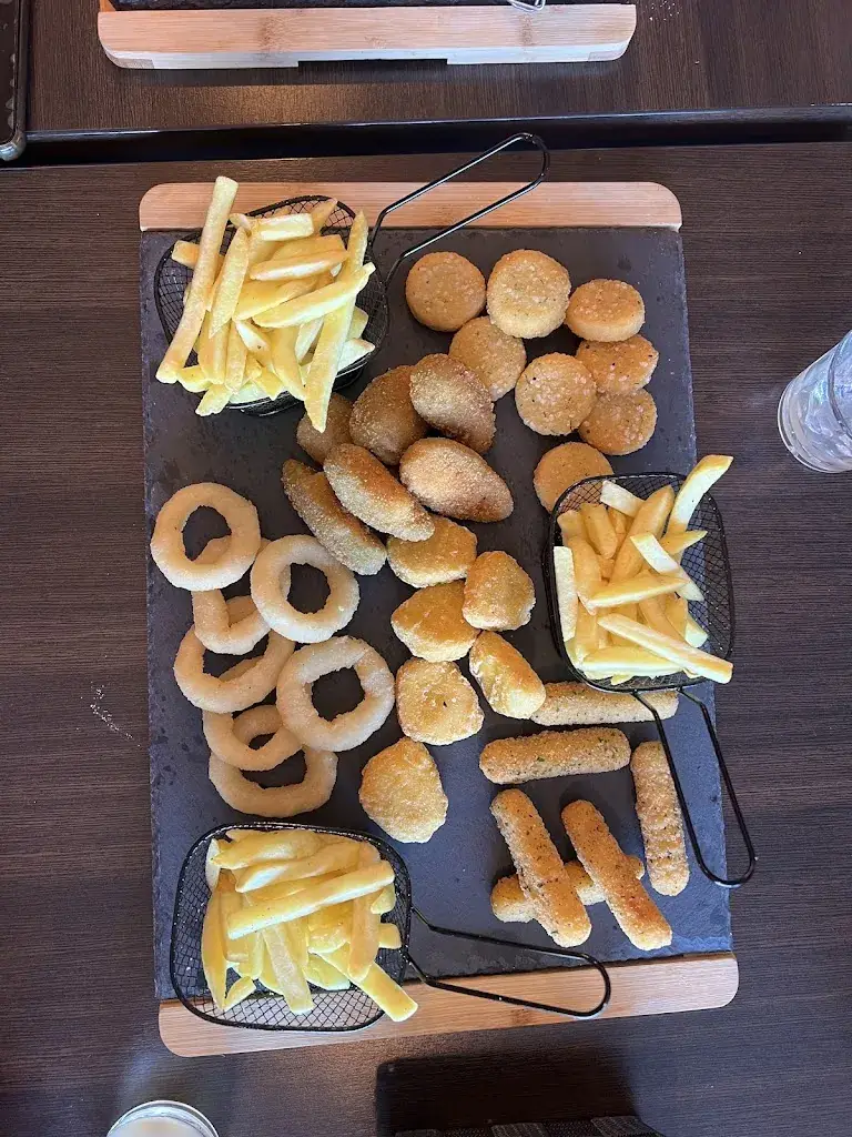 Deniz fenty_Le Méridien _Lorette_review