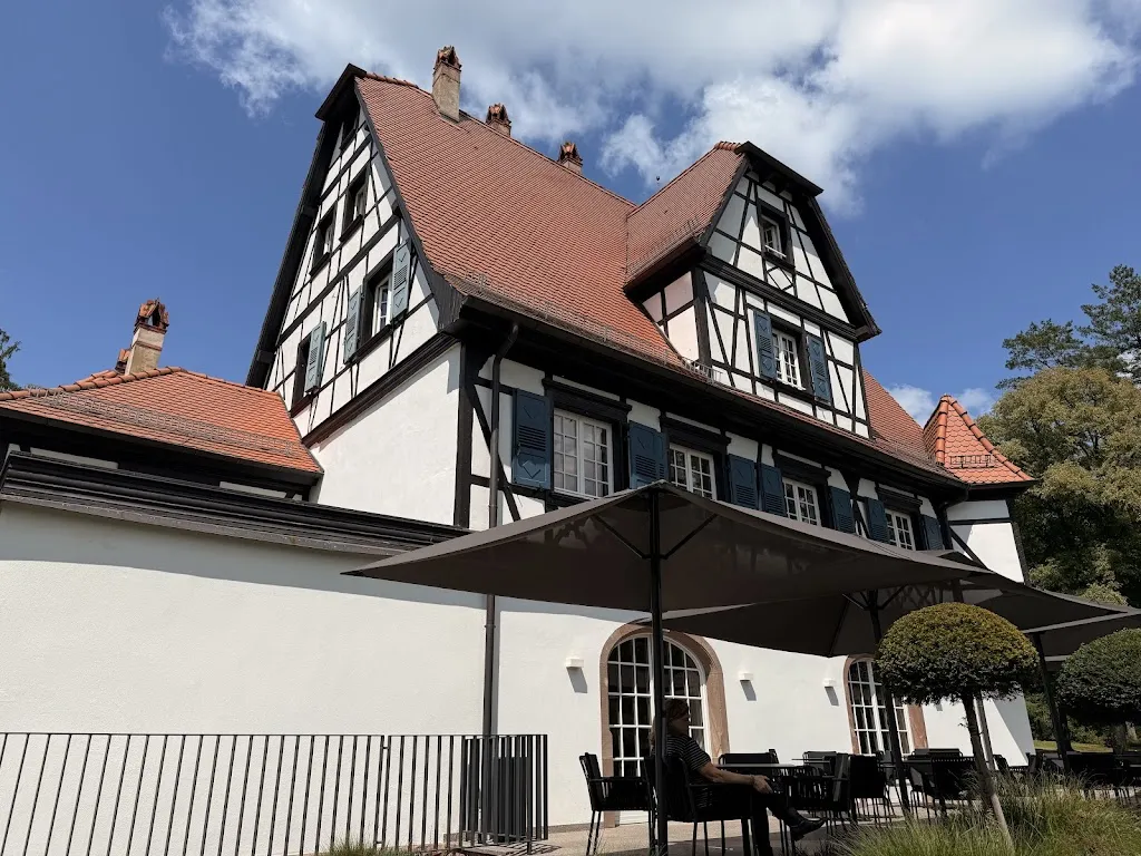 Iris Ostfeld_Villa René Lalique_Wingen-sur-Moder_review