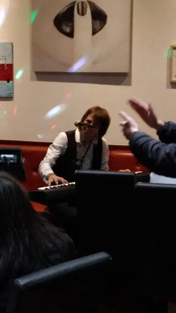 Jean-Luc Mollard_La Grolle II Bar Restaurant Pizzeria_Allevard_review